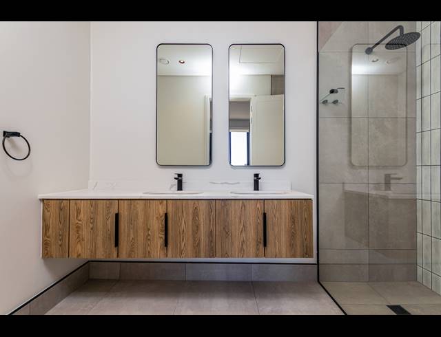 2 BEDROOM APARTMENT FOR SALE IN CENTURY CITY